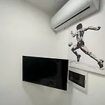 La Vie Est Belle