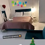 La Vie Est Belle * Naples