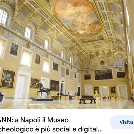 La Vie Est Belle Naples